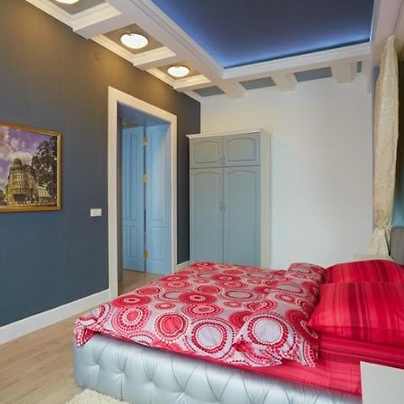Apartments On Prospekt Svobody 24 Lviv Ngoại thất bức ảnh